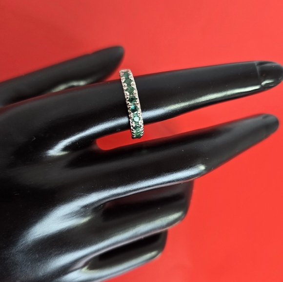 Natural Emerald 925 Sterling Silver Band - Picture 5 of 13